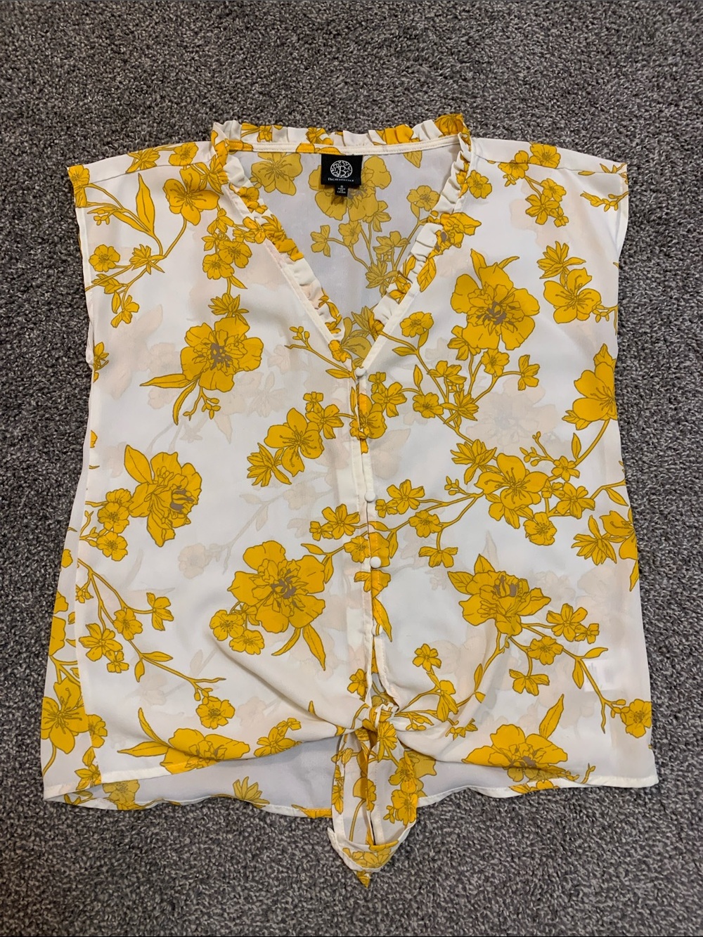 Yellow lightweight top